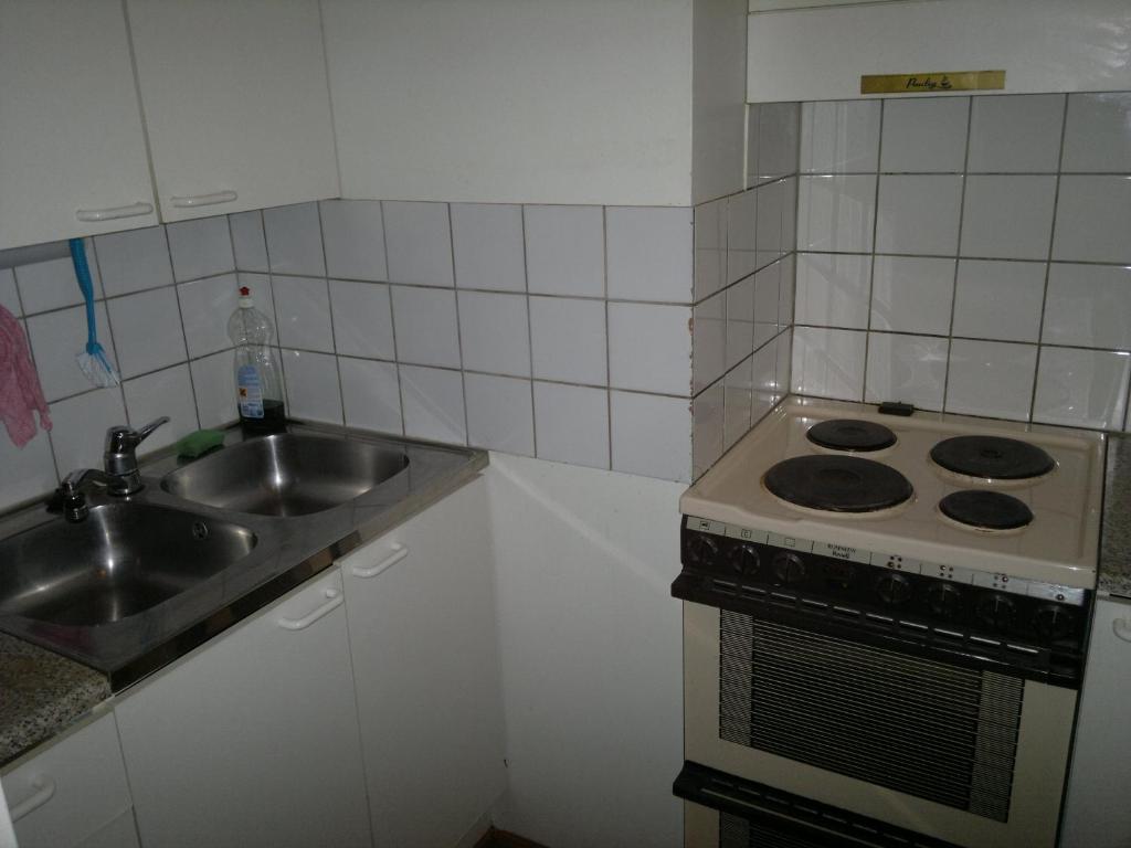 Partiotalon Retkeilymaja - Scouts Hostel 约恩苏 客房 照片