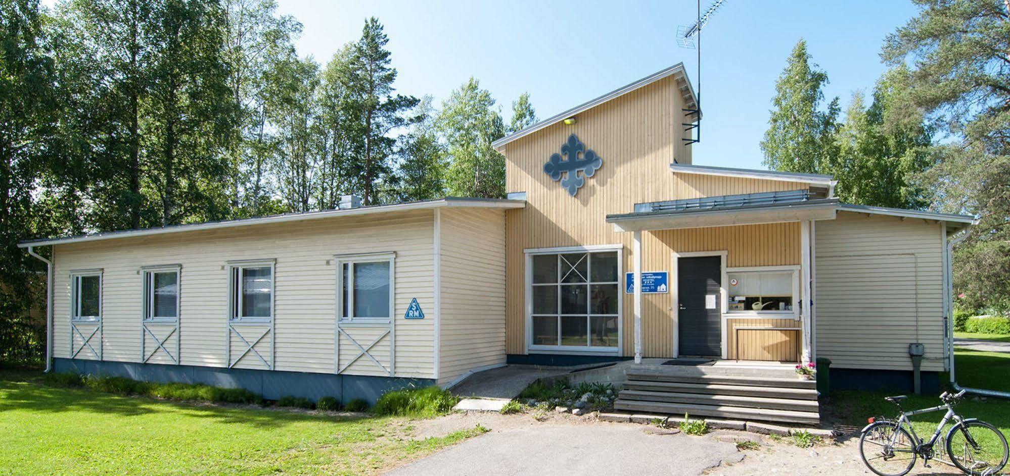Partiotalon Retkeilymaja - Scouts Hostel 约恩苏 外观 照片